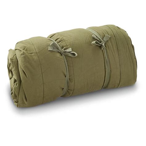 U.S. Military Surplus Intermediate Sleeping Bag, Used - 655477, Camo ...