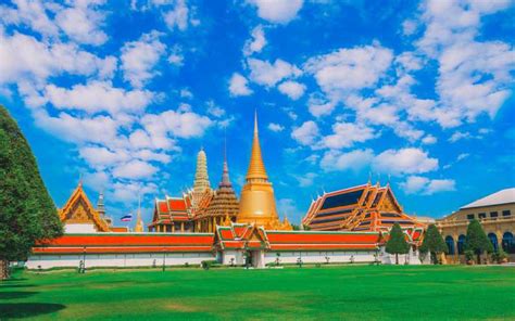 Bangkok Grand Palace And Emerald Buddha Half Day Tour Getyourguide