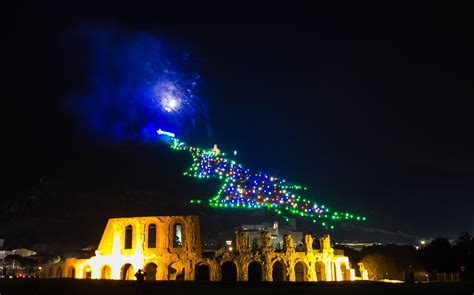 Gubbio - The Largest Christmas Tree in the World : r/europe