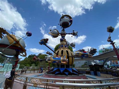 PHOTOS Astro Orbitor Structure Completely Removed From Disneyland Park