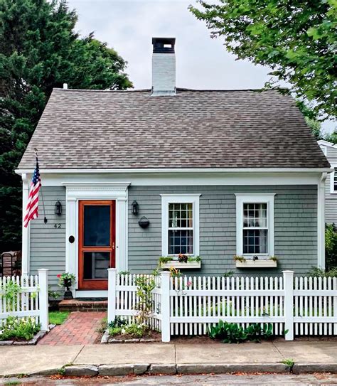 History of the Cape Cod House