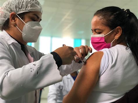 Sexta feira tem vacinação 3ª e 4ª dose contra Covid 19 e Influenza no