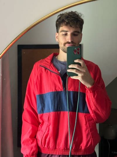 The Brunette Is Back Tumbex