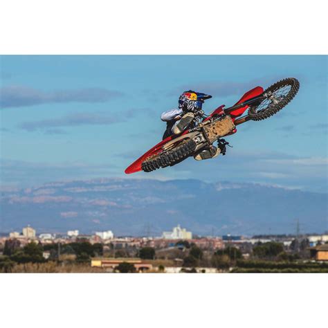 Stark Varg Electric Dirt Bike Off Road Magnet Motos