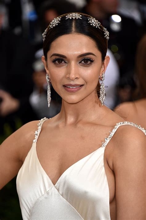 11 Photos That Prove Deepika Padukone Is Incredibly, Utterly Gorgeous