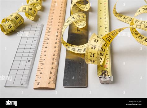 Tape Measures Rulers Hi Res Stock Photography And Images Alamy