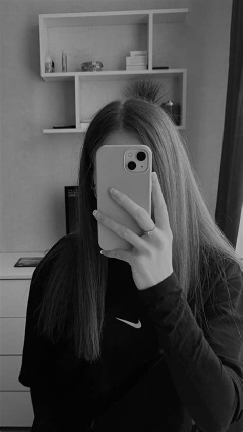 Pin By валерия On разное Mirror Selfie Mirror Selfie Poses Selfie Poses