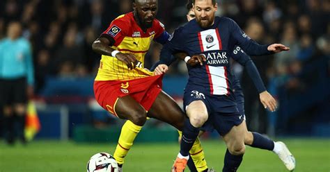 Messi Scores Stunner As PSG Beat Title Rivals Lens