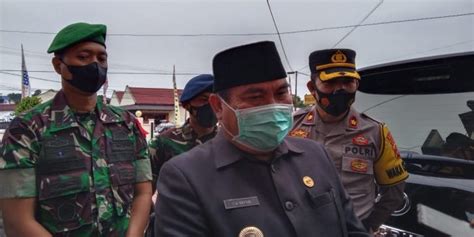 Bupati Kubar Fx Yapan Keluarkan Surat Edaran Larangan Asn Keluar Daerah