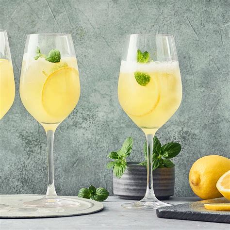 Limoncello Spritz Artofit