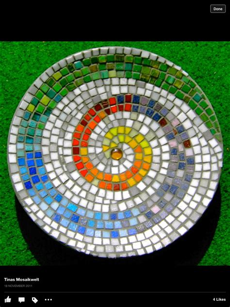 Pin By Lisa Rass On Mosaics Mosaic Mosaic Tile Table Mosaic Birdbath