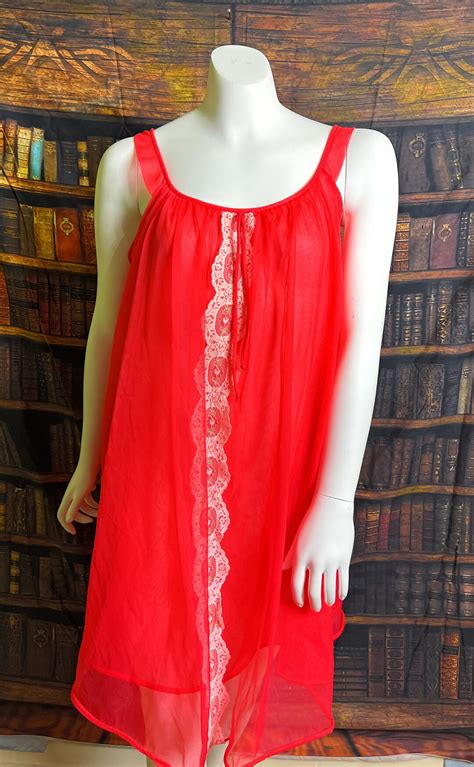 Vintage Red Sexy Nighty Nightgown Flowy And Pretty Etsy