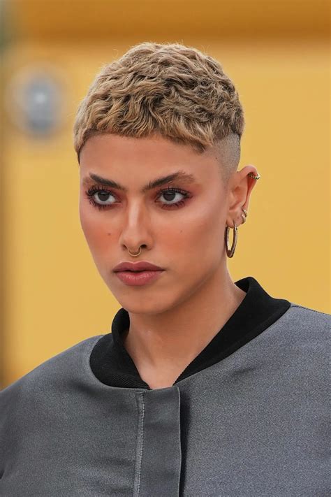 60 cortes de pelo corto estilosos que favorecen a los 50 años: modernos