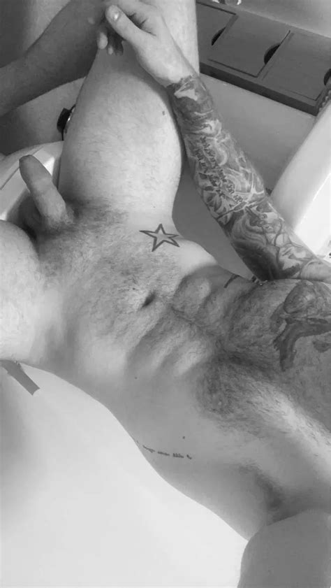 Waiting On The Bath Nudes Chesthairporn NUDE PICS ORG