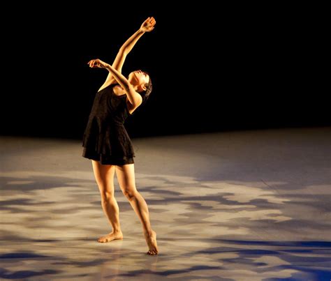 Arte En Movimiento Danza ContemporÁnea