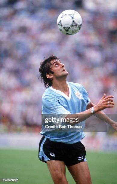 212 Enzo Francescoli Photos & High Res Pictures - Getty Images