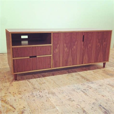 Kerf Design On Instagram Walnut Europly Console With Walnut Tapered