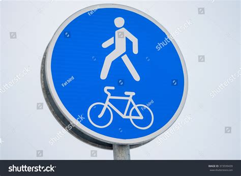 Pedestrian And Bicycle Shared Road Sign. Road Sign For Pedestrians And ...