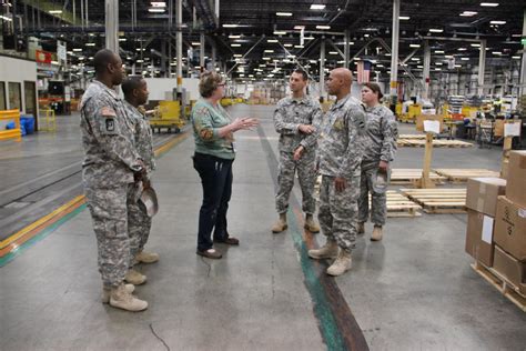 Armys 6th Medical Logistics Management Center Visit DLA Distribution