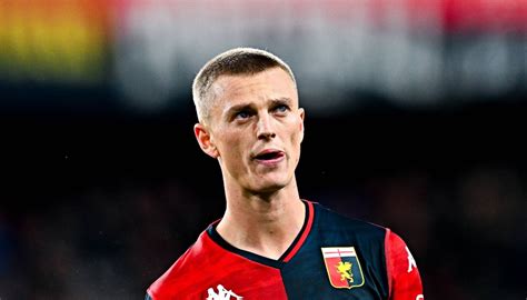 Genoa anxious for Albert Gudmundsson - Sportal.eu