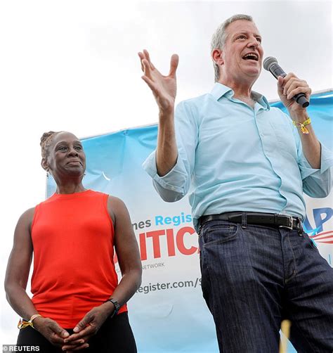 Relationship Expert Reveals Bill De Blasio And His Lesbian Wife Should NEVER Bring Home Dates