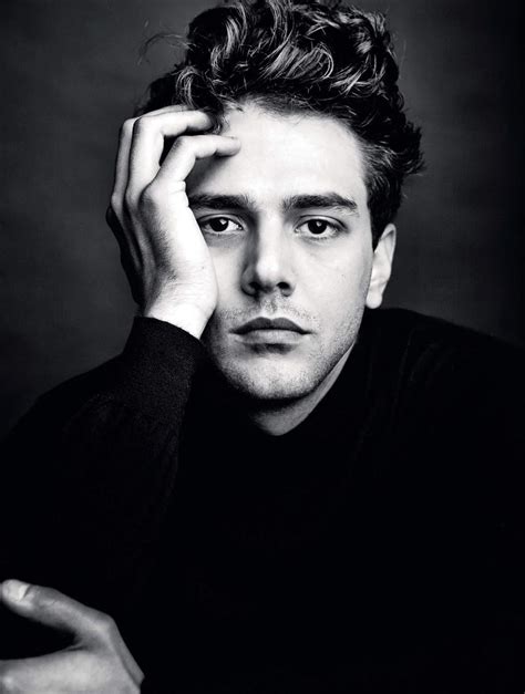 Xavier Dolan Male Portrait Poses Male Models Poses Self Portrait