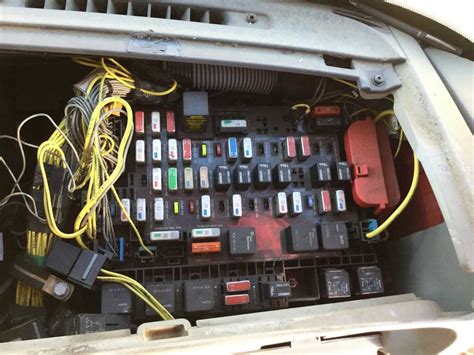 Understanding The Fuse Box Diagram Of A 2018 Freightliner M2