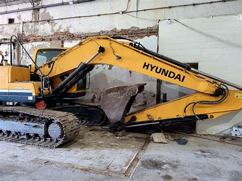 Excavadora Sobre Orugas Hyundai Robex Lc Hrs Agroads