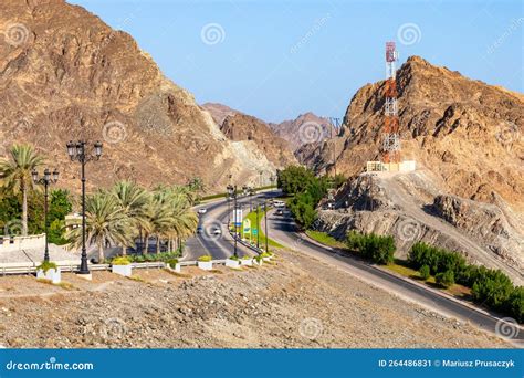 Road With Palm Trees Traditional Omani Architecture Old Town Of