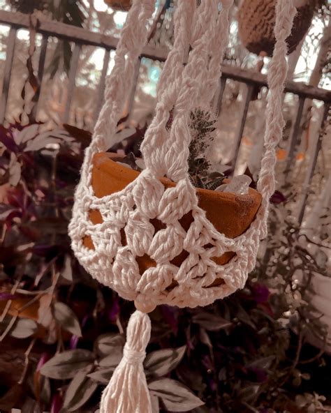 Free Boho Plant Hanger Crochet Pattern Baecrochett By Lizzy Becky