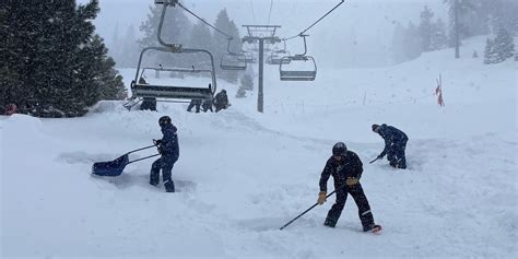 California mountain resorts brace for more snow as ski lifts buried by drifts | Fox Weather