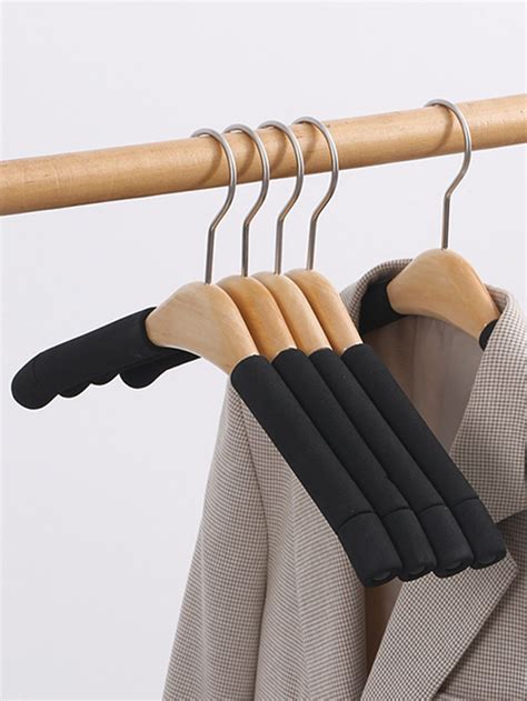 Wooden Seamless Clothes Hanger Set