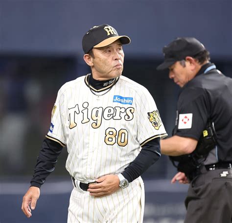 阪神が逆転負けで開幕2カード連続負け越し 岡田政権下では初の屈辱 中野がプロ初の1試合2併殺打で好機潰す 佐藤輝6番降格も ライブドアニュース