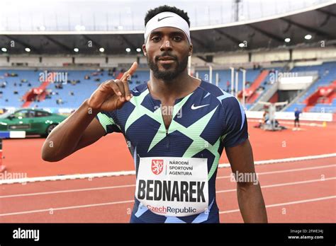 Kenny Bednarek Usa Poses After Winning The 200m In 1993 During The