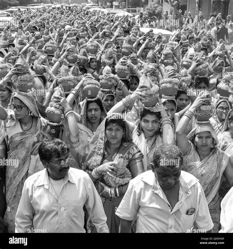 Delhi India April Women With Kalash On Head During Jagannath