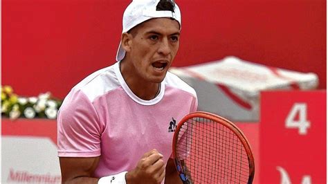 Sebastián Báez avanzó a cuartos de final del Challenger de Turín