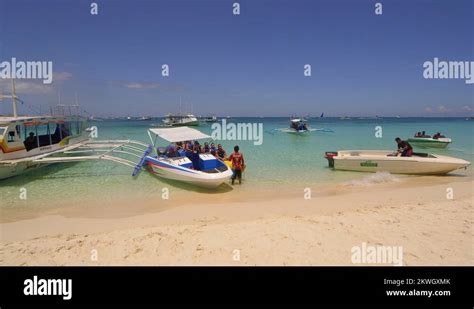 Speed Boat Tourist Jukung Boracay Philippines Stock Video Footage Alamy