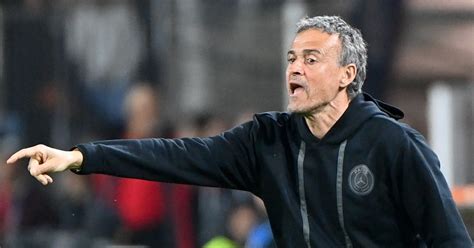 Psg Bar A Luis Enrique Makes Up For It After A Blunder