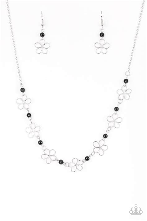 Always Abloom Black Paparazzi Necklace Jewelryblingthing