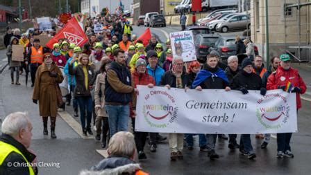 Demonstration F R Demokratie Vielfalt Und Menschenrechte In Warstein