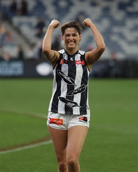 Collingwood AFLW on Twitter: "Post-win feels 🤜 https://t.co/67mibtMPur" / Twitter