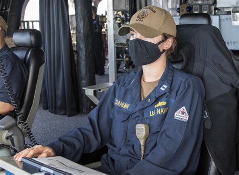 USS Jackson (LCS 6) Sailor stands watch on bridge > Naval Surface Force, U.S. Pacific Fleet > News