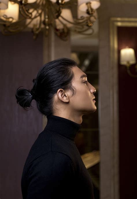 Pin By Wandy Chlaem On Paing Takhon Asian Men Long Hair Long Hair