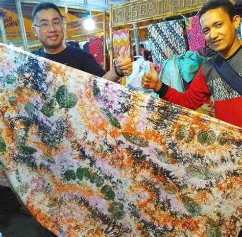 Mengenal Motif Batik Ciprat Karya Indah Penyandang Disabilitas Slbn