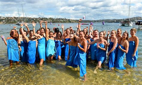 Kmhouseindia Largest Nude Ocean Swim On Sydney Beach Sunday Feb