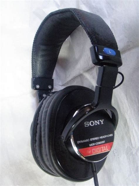 【傷や汚れあり】sony Mdr Cd900st 新品互換イヤーパッド交換済 音出確認済 モニターヘッドホン 79の落札情報詳細 ヤフオク