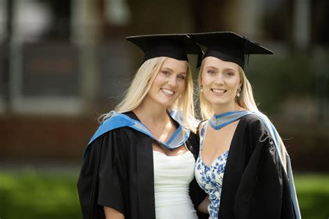 Twin Sisters Celebrate Joint Graduation From Medical School ⋆ Flag And