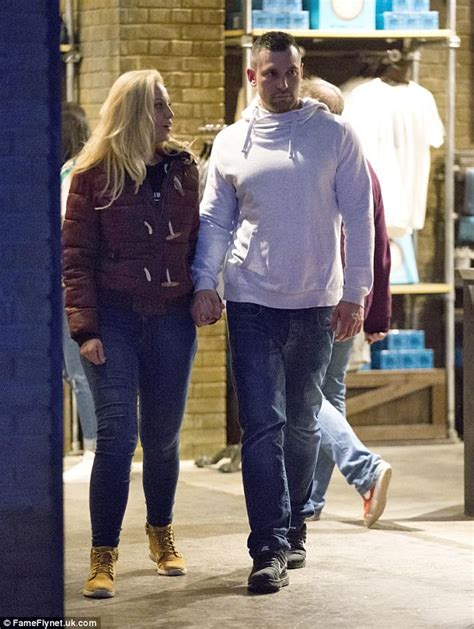 Josie Gibson Steps Out With Welder Beau Sam At Thorpe Park Daily Mail