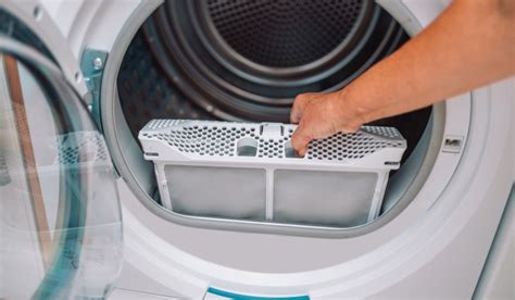 Steps to clean a dryer vent