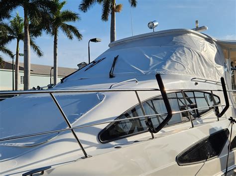 2004 Cruisers Yachts 405 Express Motoryacht Motor Yachts For Sale